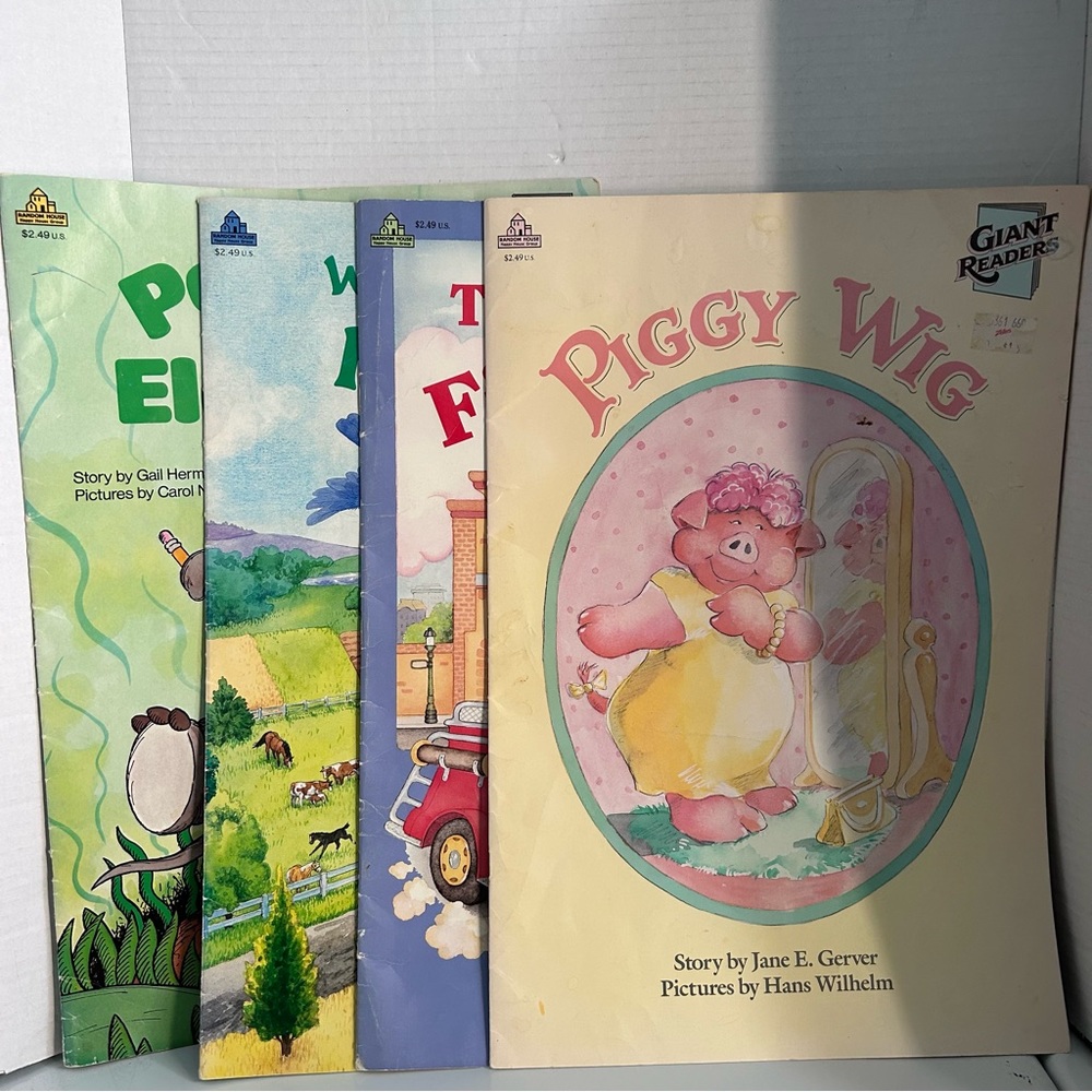 Complete 4 GIANT READERS books VINTAGE